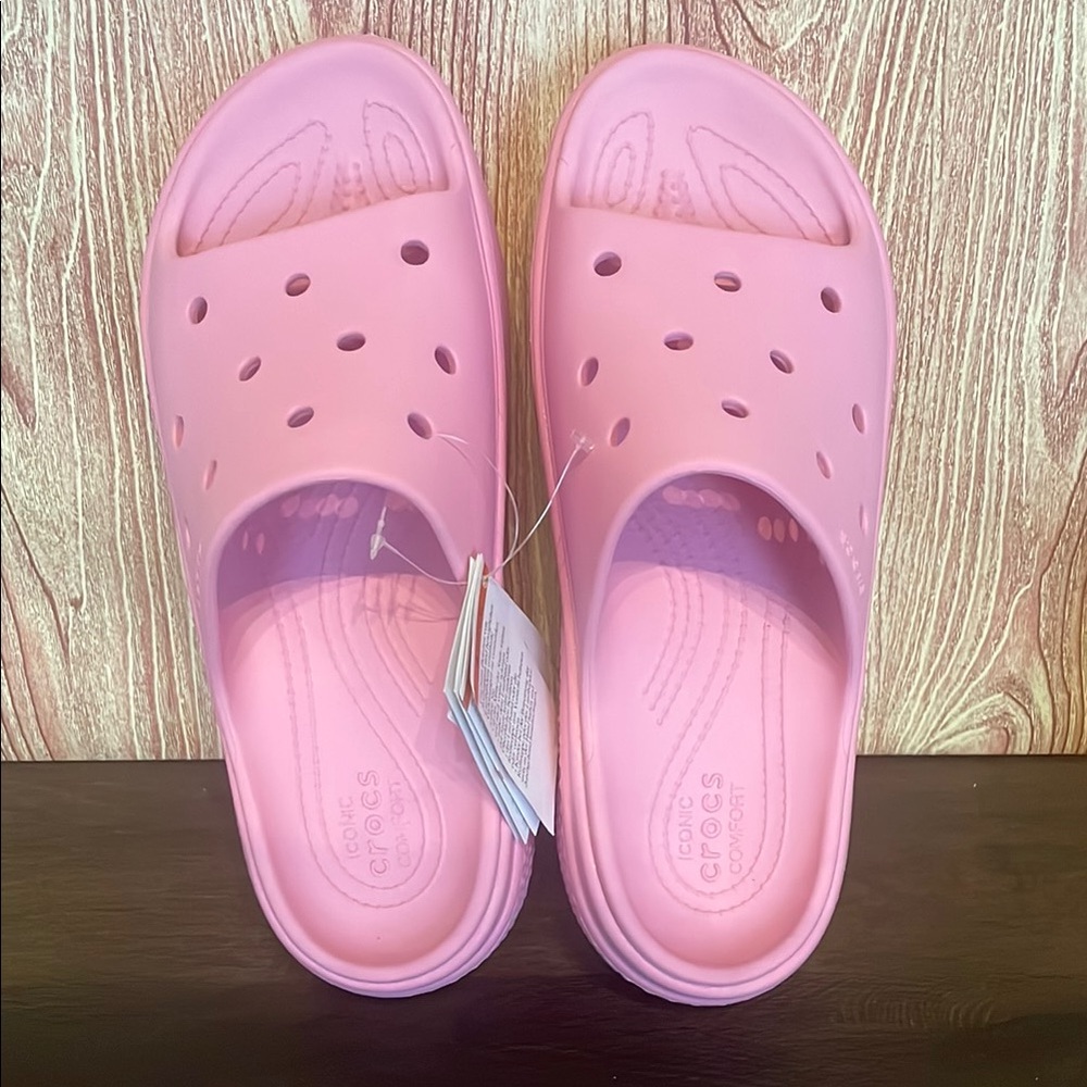 New Women’s CROCS Pink Stomp Slide Platform Sandals - Picture 3 of 9
